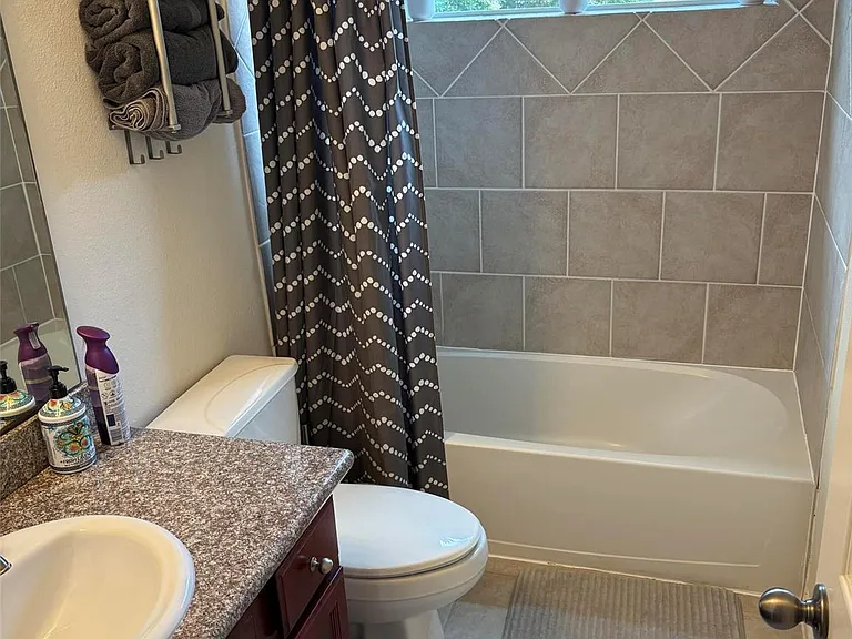 2209 Alabama St #B — Photo 28