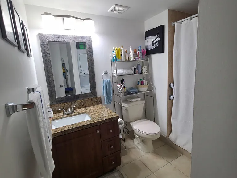 16278 Laurel Dr #202 — Photo 7