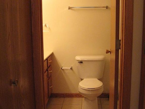 3rd image of 1581 W 54th St APT 5