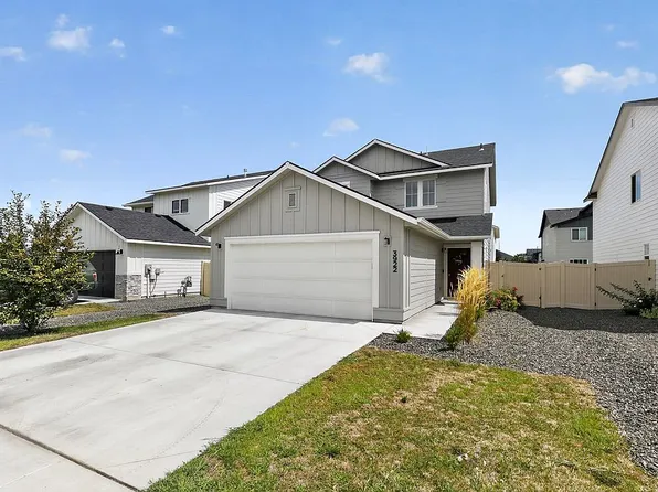 3922 N Dashwood Ave, Meridian, ID 83646