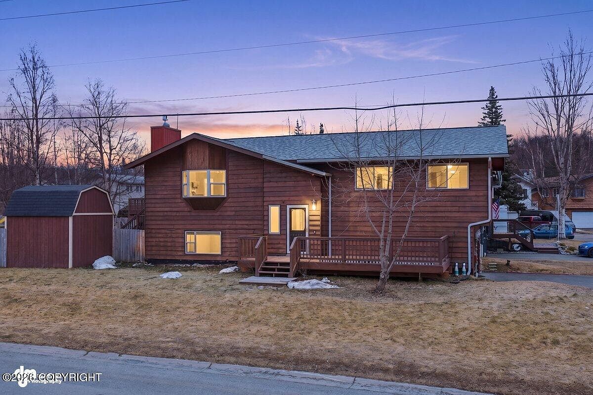 8401 Stacey Cir, Anchorage, AK 99507 | MLS #26-4887 | Zillow