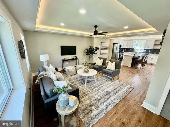 3817 Stokes Dr, Baltimore, MD 21229