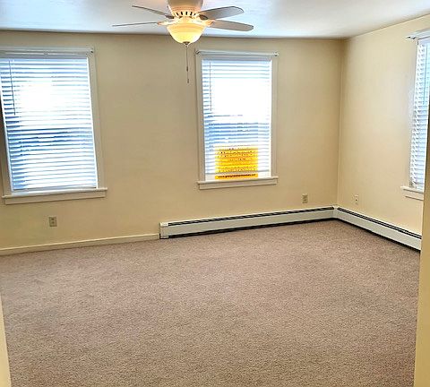 605 Third St - Living Room