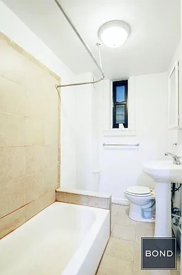 Rented by Bond New York | media 11