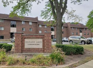 211 E Janata Blvd APT 3B, Lombard, IL 60148