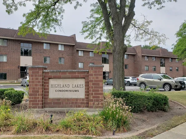 211 E Janata Blvd APT 3B, Lombard, IL 60148