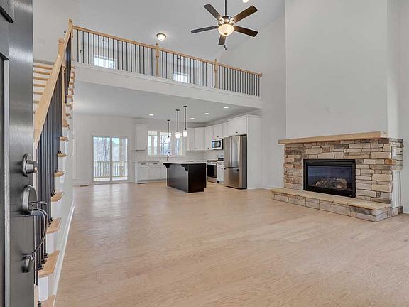 7th image of this home