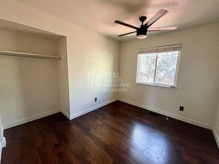 3710 Hickory Hill Dr — Photo 17