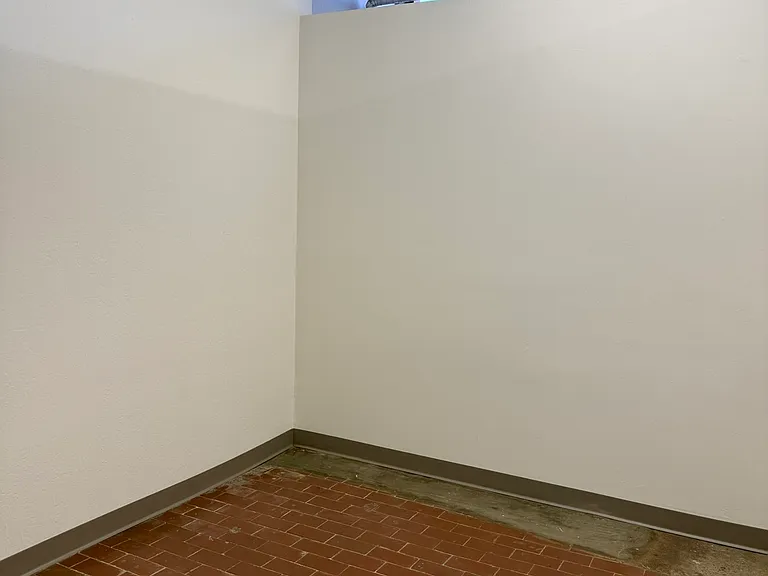 800 Heinz Ave #4 — Photo 10