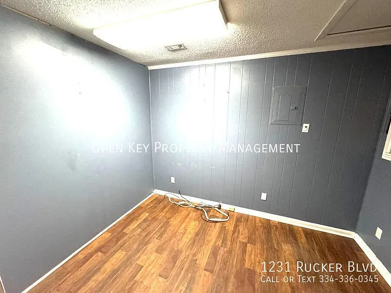 1231 Rucker Blvd — Photo 7