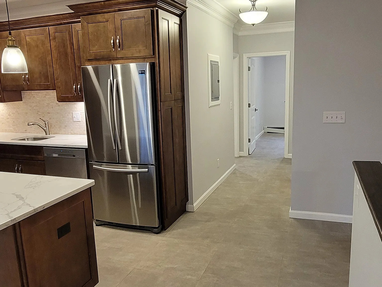2 bed, 900 sqft, $3,500 — Photo 4