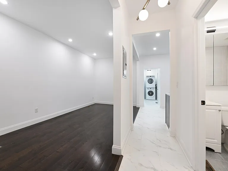 3542 Kennedy Blvd #1 — Photo 9