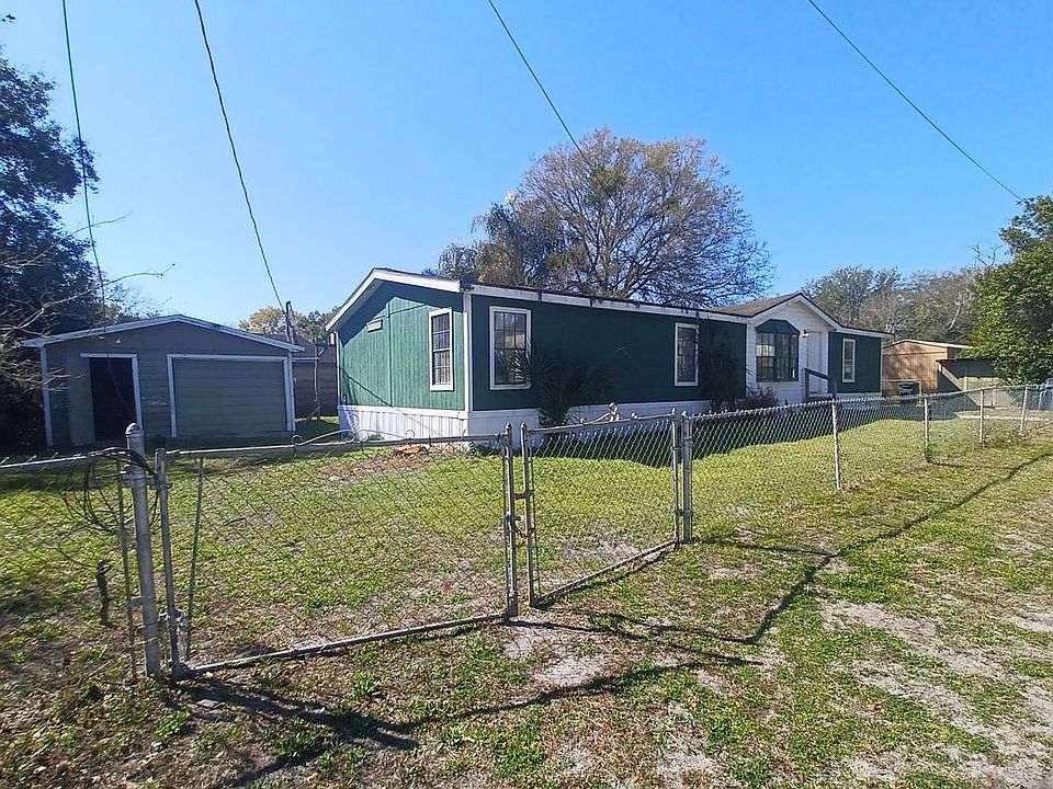 1st image of 10262 Roadway Dr