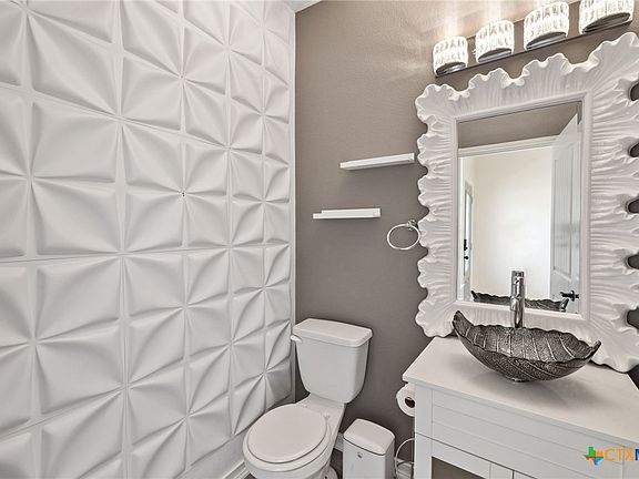 5th image of 10113 Copper Ridge Cv