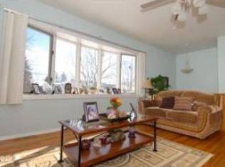 33 Addison Rd, Fishkill, NY 12524