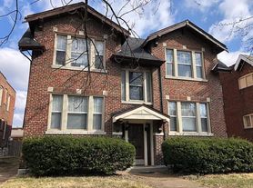 4617 Shenandoah Ave, Saint Louis, MO