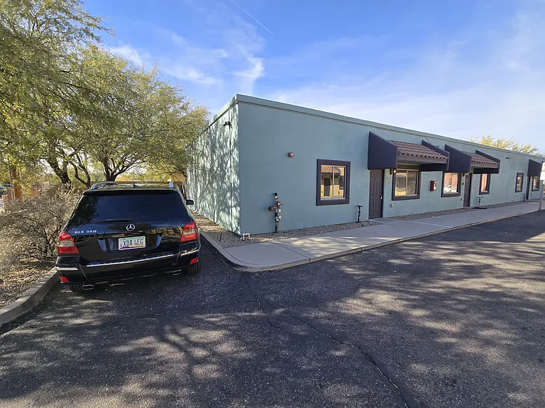 3331 E Bermuda St — Photo 3