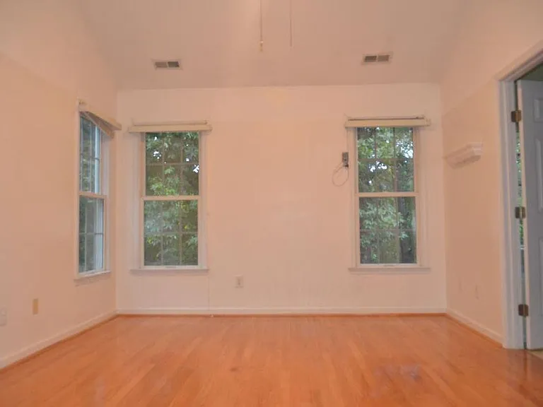 5000 Fremont Pl — Photo 5