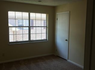 16 Greenwood Dr #12, Ceredo, WV 25507