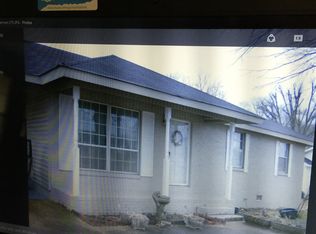 157 Luxapalilla Ave, Winfield, AL 35594