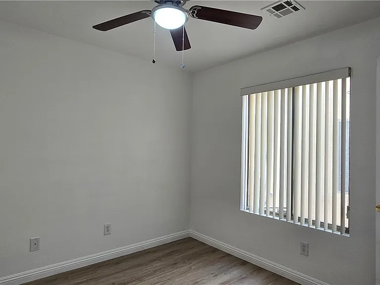 9636 Cedar Park Ave — Photo 8