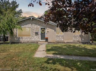 38614 Mason St, Livonia, MI