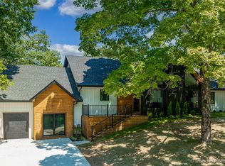 111 Circle Dr, Monkey Island, OK 74331