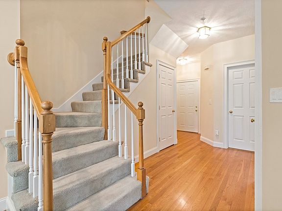 5th image of 1200 Salem St APT 183