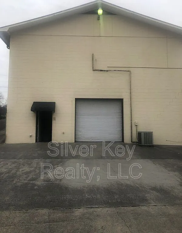 1 bed, 1.0 bath, 1500 sqft, $1,295 — Photo 1