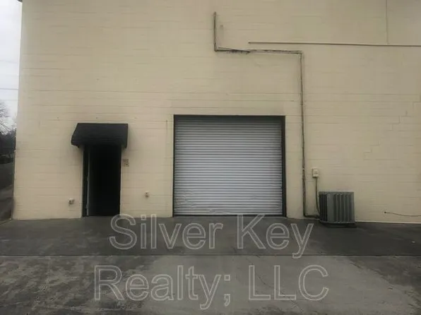 819 Howard St, Athens, TN 37303