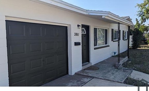 2nd image of 3861 Whiting Dr SE
