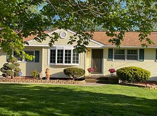 642 Amwell Rd, Hillsborough, NJ 08844