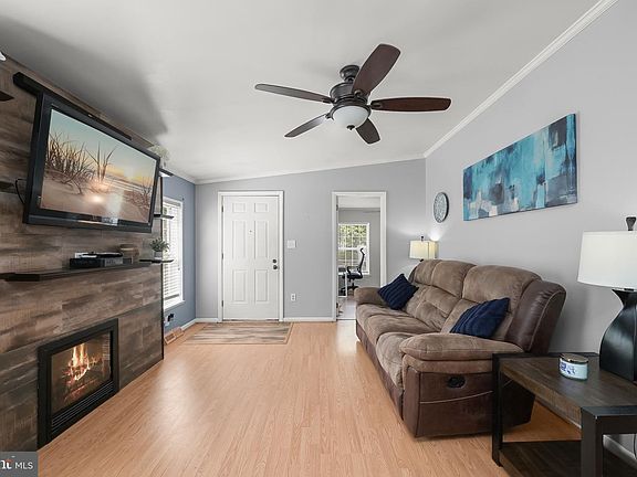 3rd image of 6448 Woodland Forest Dr