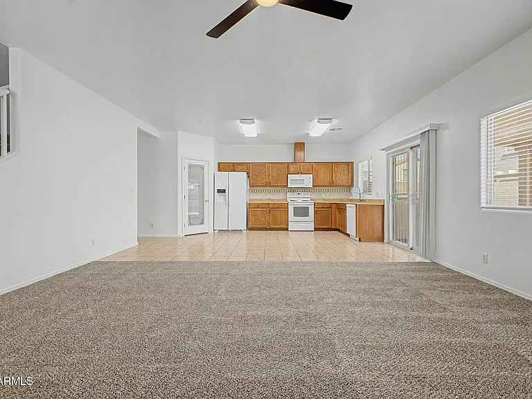 8748 W Wood Dr — Photo 6