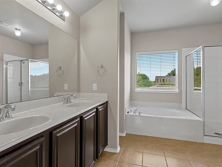 5417 Beacon Ln — Photo 11