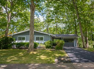 1886 N Oak Ln, State College, PA