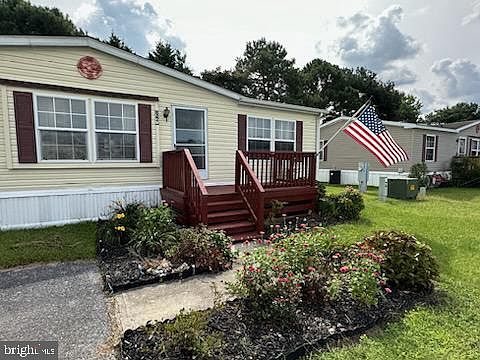 3rd image of 94 Hitch Pond Cir #47784
