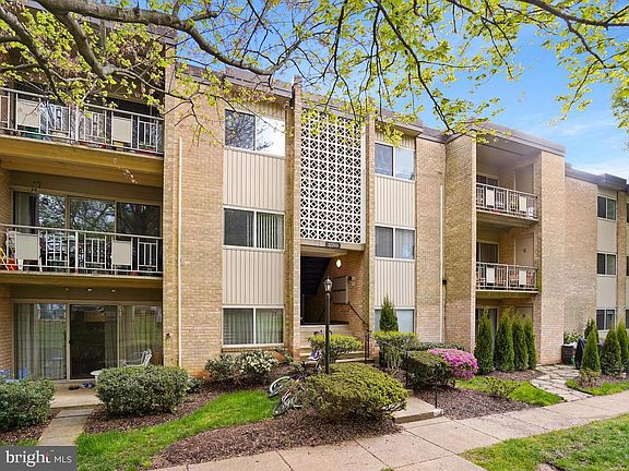 3rd image of 12203 Academy Way APT 4