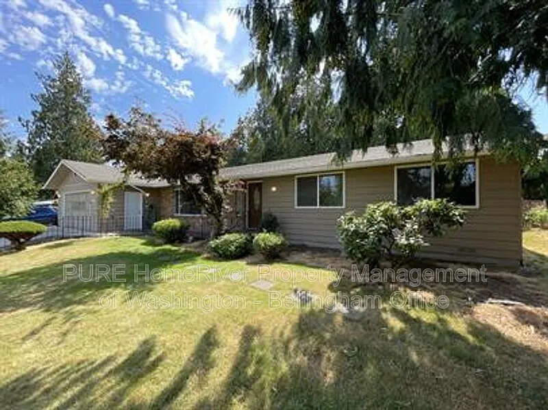 3 bed, 2.5 bath, 1732 sqft, $2,875 — Photo 2