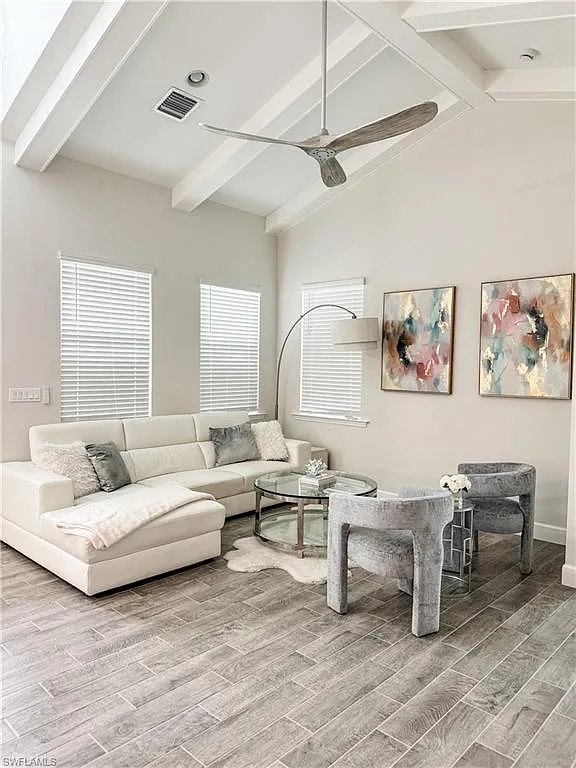 2 bed, 2.0 bath, 1411 sqft, $10,000 — Photo 3
