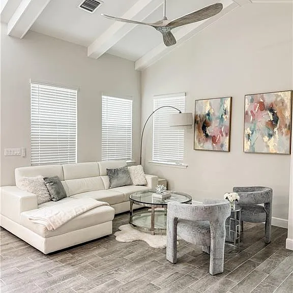 7289 Saona Ct — Photo 3