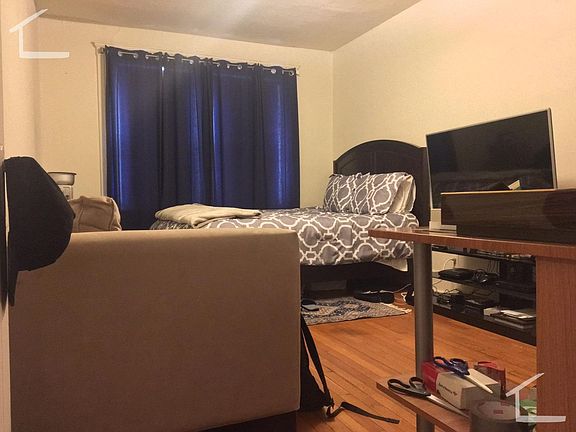 4th image of 116 Washington St APT 35