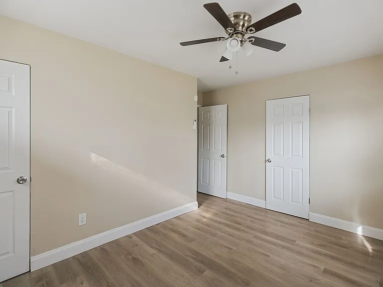 11893 Bridgevale Ave — Photo 5