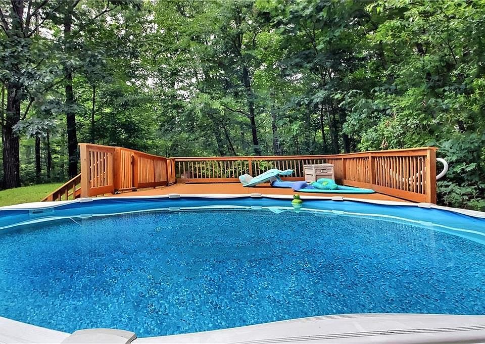 1112 Circle Dr N, Stroudsburg, PA 18360 Zillow