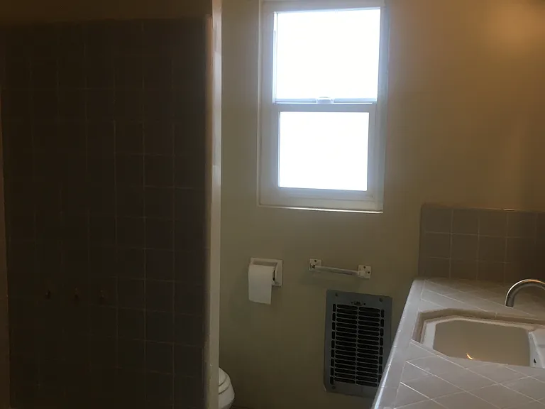 1070 Balboa Dr #2 — Photo 8
