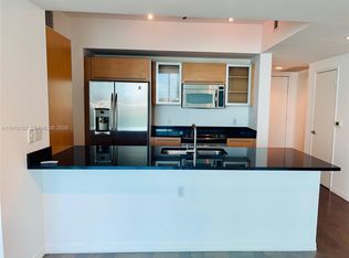 951 Brickell Ave APT 3211, Miami, FL 33131