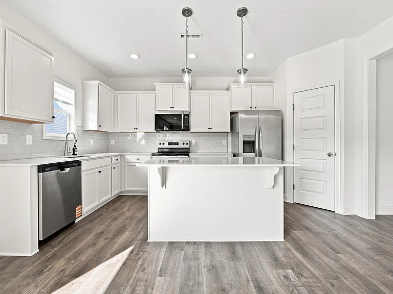 209 Danube Dr — Photo 14
