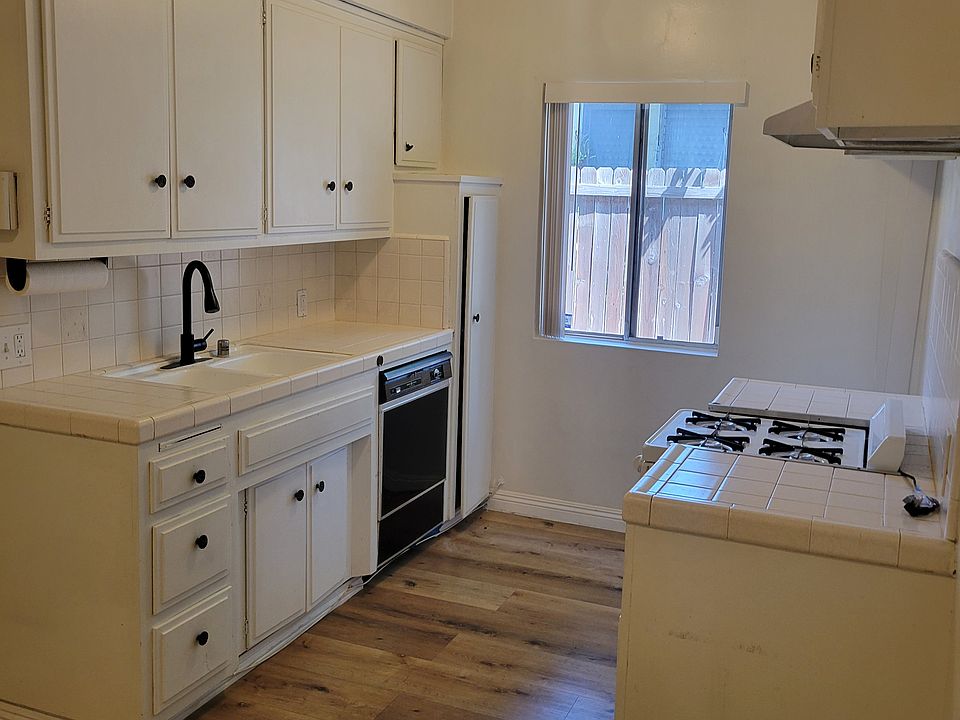 2nd image of 209 N Electric Ave APT B