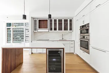 115 East 55th Street, #6A