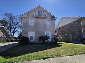3224 Cypress St, Metairie, LA